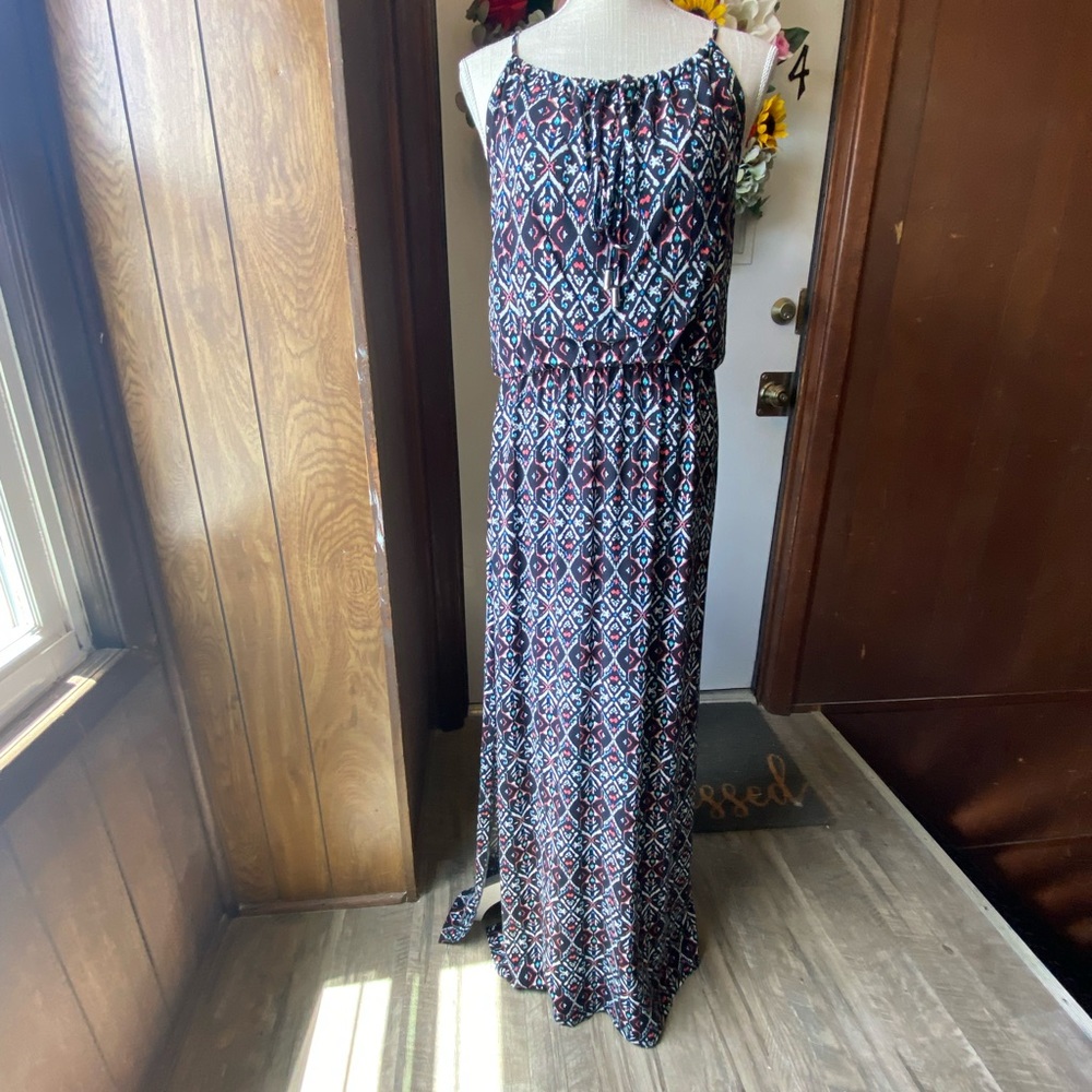 CATO sleeveless dress. NEVER WORN. Non-Smoking home. Size M.